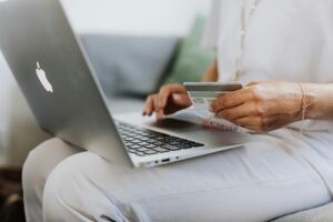 Lee más sobre el artículo Guía para preparar tus envíos de compras de la temporada 2025